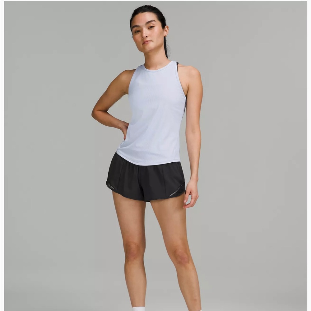 Lululemon Hotty Hot Low-Rise Shorts 2.5”